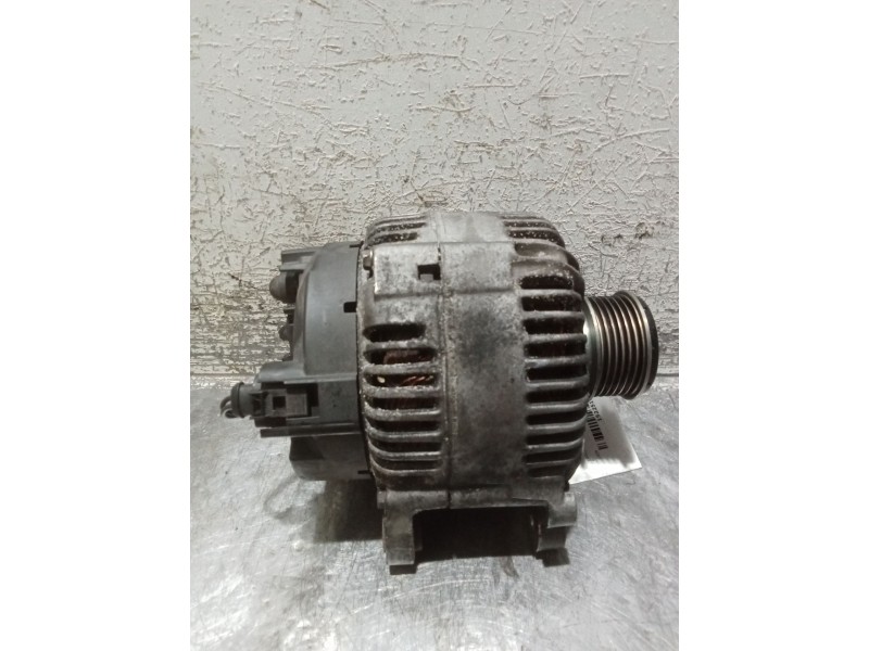 Recambio de alternador para volkswagen passat b6 (3c2) 2.0 tdi 16v referencia OEM IAM 903026L TG17C019 VALEO