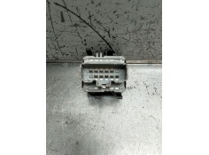 Recambio de mando elevalunas delantero izquierdo para renault clio iii exception referencia OEM IAM  5P  2