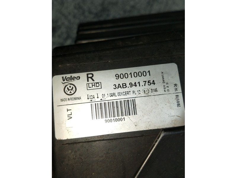 Recambio de faro derecho para volkswagen passat variant (365) advance bluemotion referencia OEM IAM 3AB941754 xenon 90010001