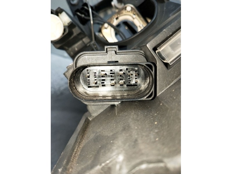 Recambio de faro derecho para volkswagen passat b6 (3c2) 2.0 tdi 16v 4motion referencia OEM IAM 89312669  