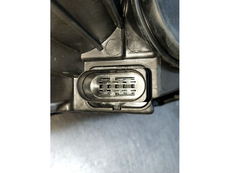 Recambio de faro izquierdo para volkswagen scirocco (137) 2.0 tdi (103kw) referencia OEM IAM 1K8941005P 89319955 nuevo