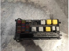 Recambio de caja reles / fusibles para volkswagen crafter caja cerrada caja cerrada 35 referencia OEM IAM A9065450401  