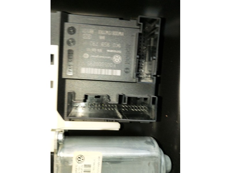 Recambio de elevalunas delantero derecho para volkswagen passat b6 (3c2) 2.0 tdi 16v referencia OEM IAM 3C1837756K 4P 