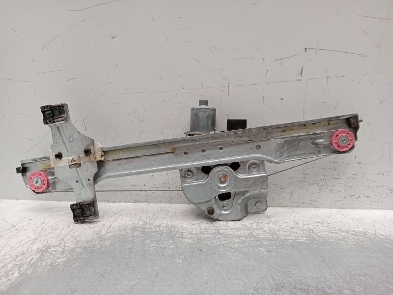 Recambio de elevalunas delantero izquierdo para peugeot 208 i (ca_, cc_) 1.4 hdi referencia OEM IAM 9806088180 5P 37282000