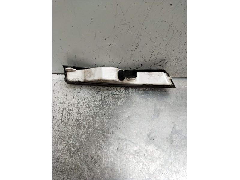 Recambio de piloto delantero izquierdo para volkswagen passat b6 (3c2) 2.0 tdi 16v referencia OEM IAM   