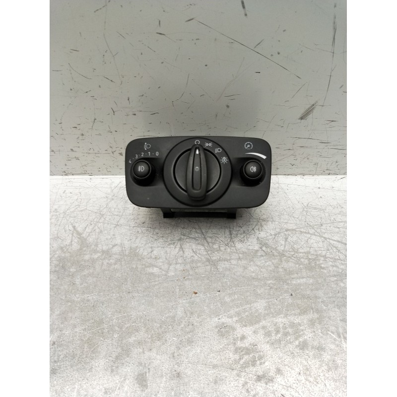Recambio de mando luces para ford c-max ii (dxa/cb7, dxa/ceu) 1.6 tdci referencia OEM IAM AV6T13A024CA  