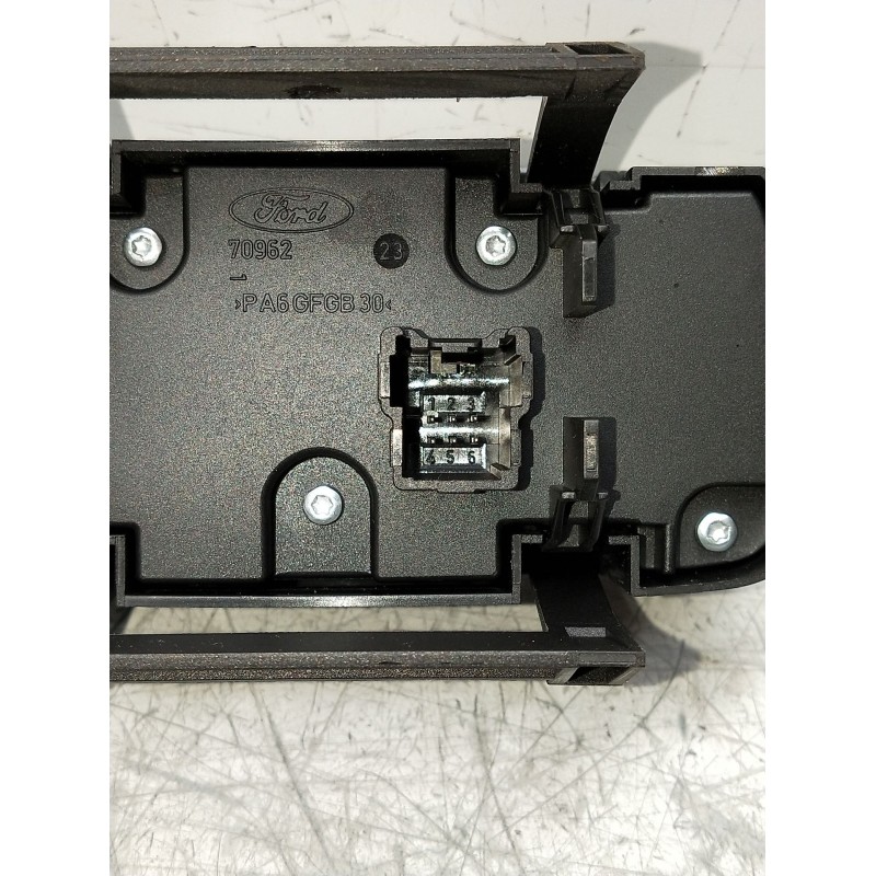 Recambio de mando luces para ford c-max ii (dxa/cb7, dxa/ceu) 1.6 tdci referencia OEM IAM AV6T13A024CA  