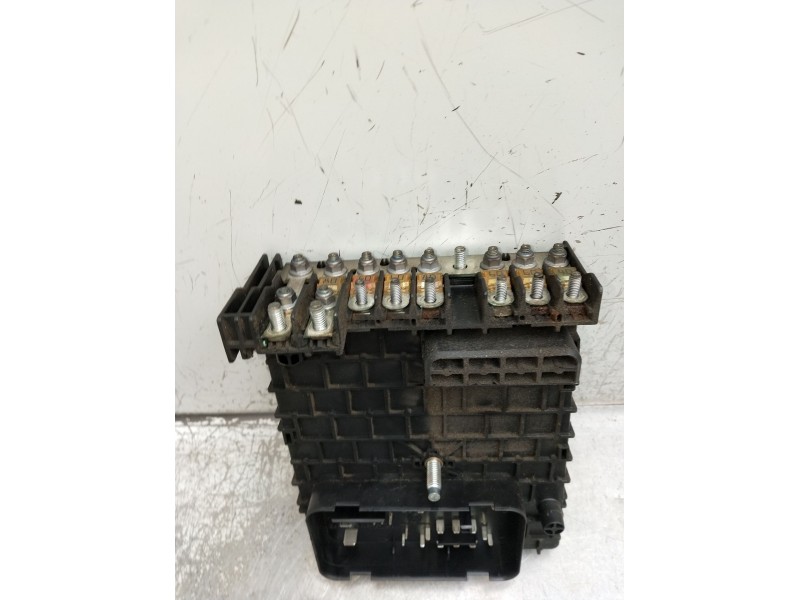 Recambio de caja reles / fusibles para volkswagen passat b6 (3c2) 2.0 tdi 16v referencia OEM IAM 3C0937125 63592777 