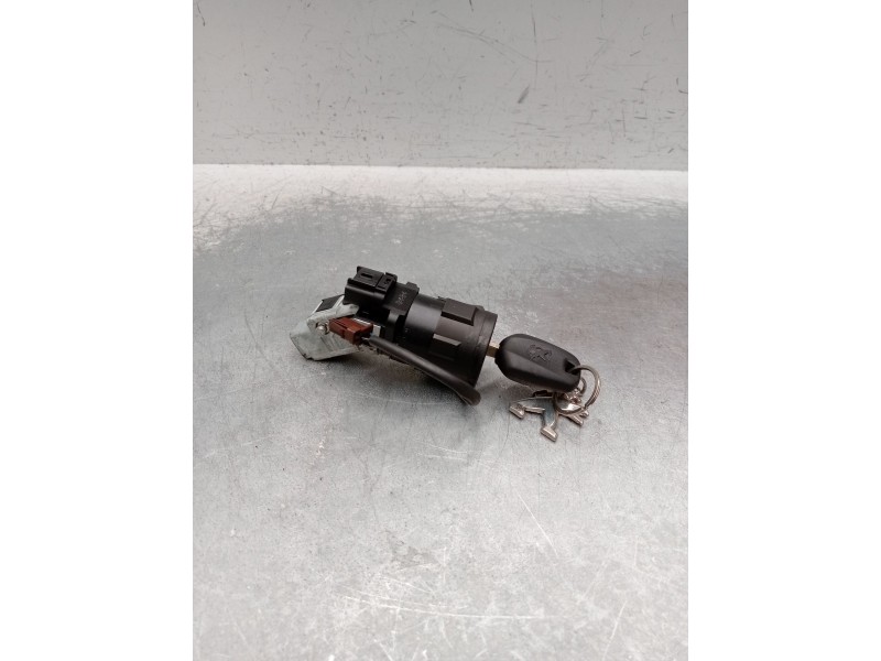 Recambio de conmutador de arranque para peugeot 208 i (ca_, cc_) 1.4 hdi referencia OEM IAM 9663123380  