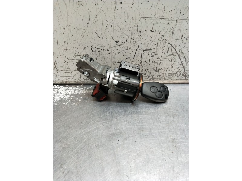 Recambio de conmutador de arranque para renault clio iii exception referencia OEM IAM 216738847C 8200214173C 