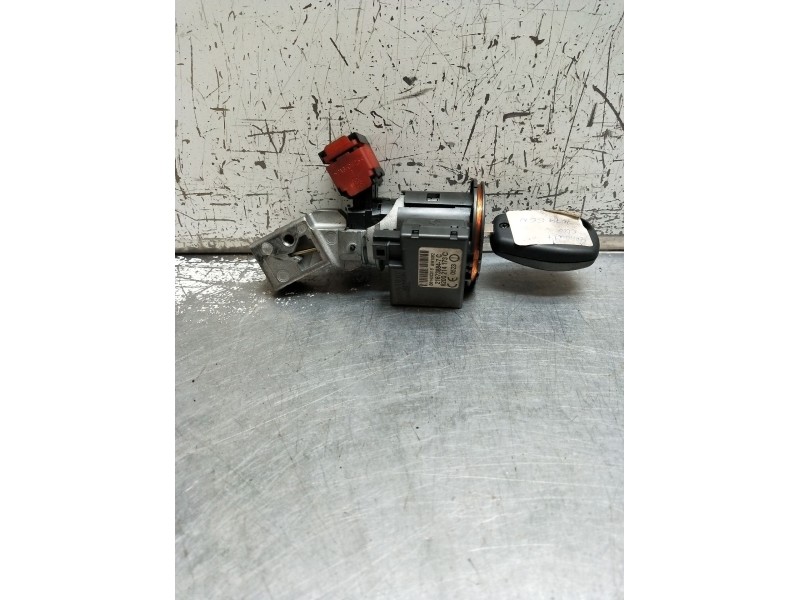 Recambio de conmutador de arranque para renault clio iii exception referencia OEM IAM 216738847C 8200214173C 