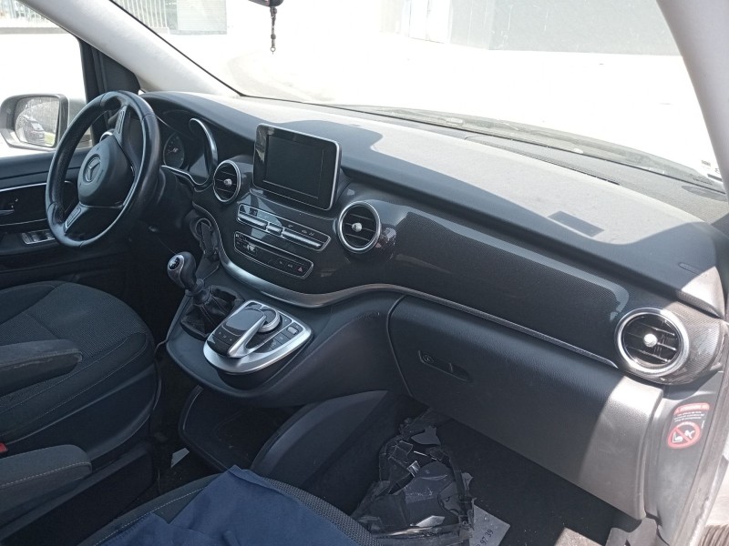 mercedes-benz clase v (w447) del año 2014