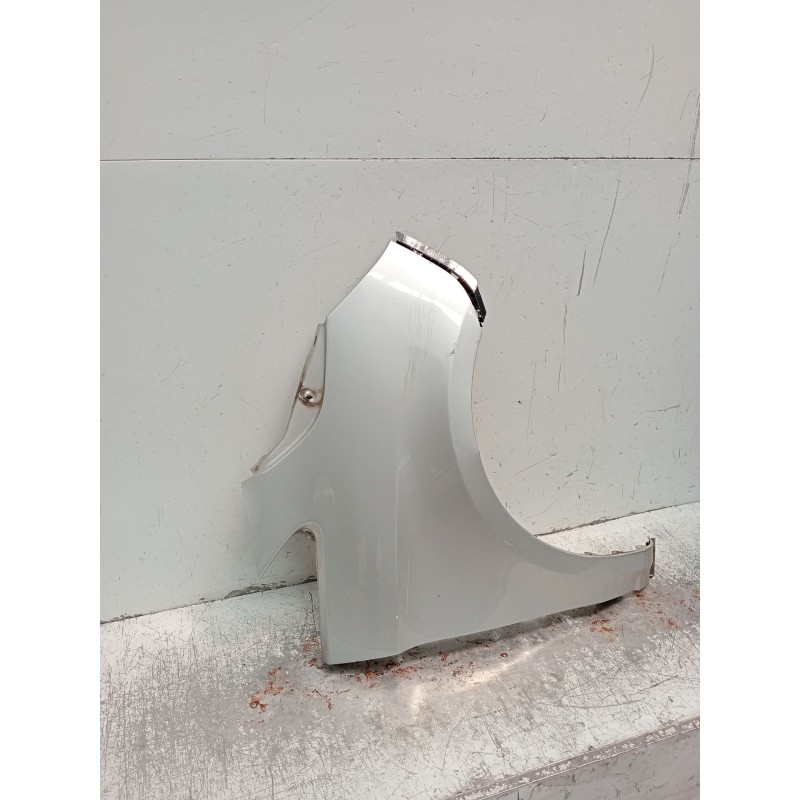 Recambio de aleta delantera derecha para mercedes-benz clase v (w447) v 200 cdi / d (447.811, 447.813, 447.815) referencia OEM I