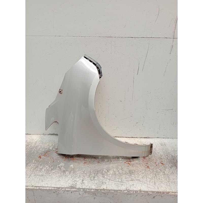 Recambio de aleta delantera derecha para mercedes-benz clase v (w447) v 200 cdi / d (447.811, 447.813, 447.815) referencia OEM I