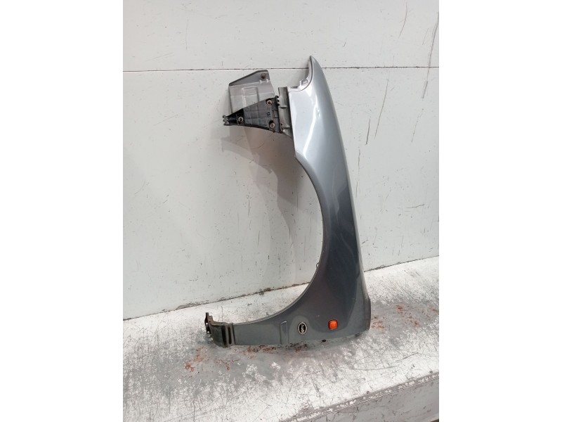 Recambio de aleta delantera izquierda para audi a4 b5 (8d2) 1.9 tdi referencia OEM IAM   