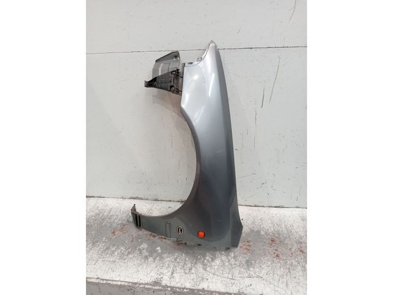 Recambio de aleta delantera izquierda para audi a4 b5 (8d2) 1.9 tdi referencia OEM IAM   