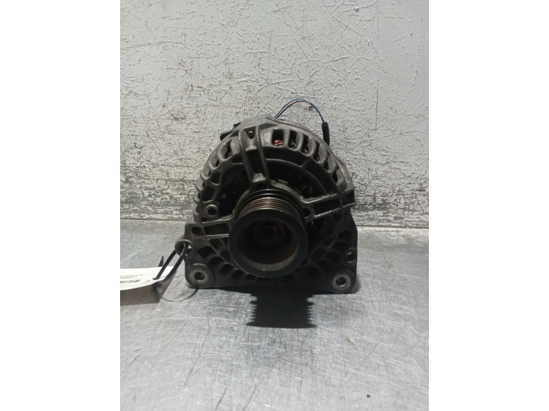 Recambio de alternador para seat ibiza ii (6k1) 1.4 i referencia OEM IAM 037903025L 0124315005086 BOSCH