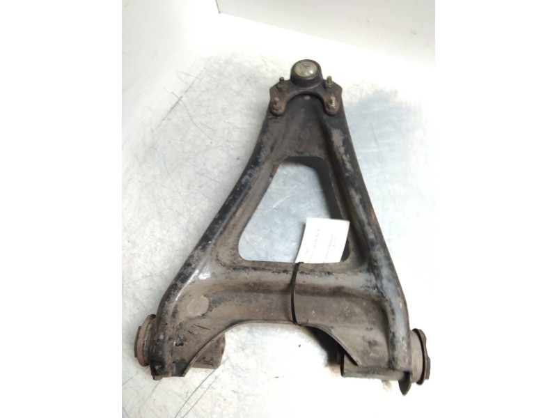 Recambio de brazo suspension inferior delantero derecho para renault 25 (b29) 2.2 referencia OEM IAM   