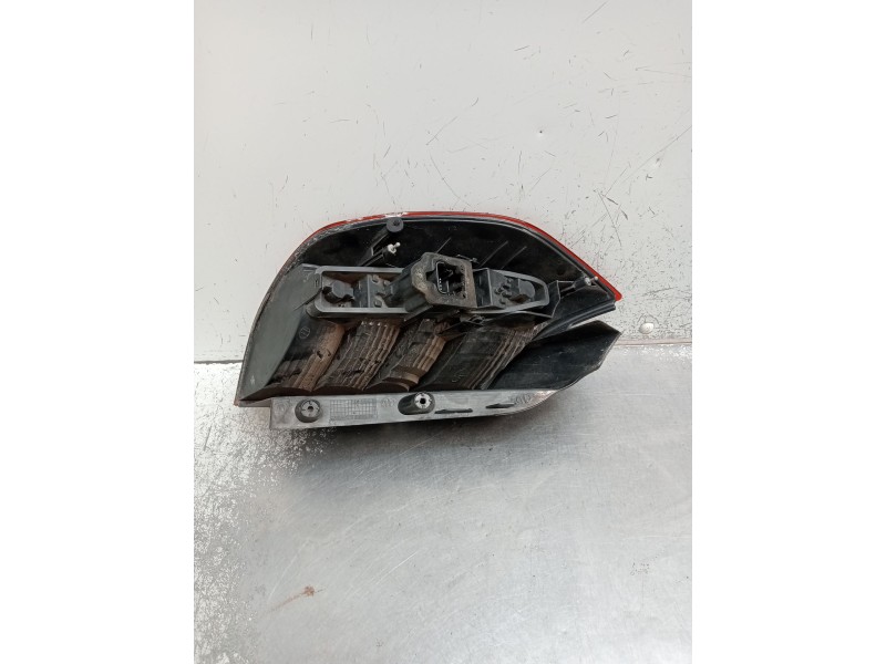 Recambio de piloto trasero derecho para renault scénic ii (jm0/1_) 1.9 dci (jm0g, jm12, jm1g, jm2c) referencia OEM IAM   