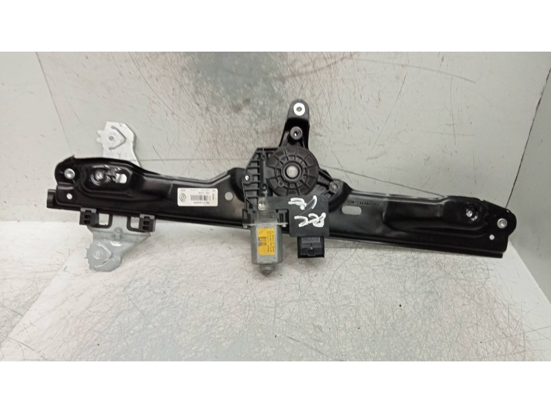 Recambio de elevalunas delantero izquierdo para renault kadjar experience referencia OEM IAM 807218565R  