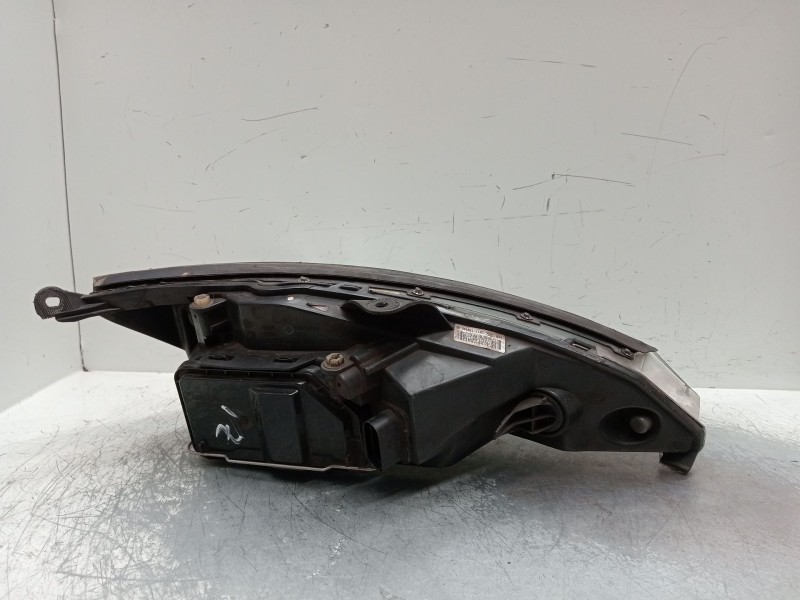 Recambio de faro izquierdo para ford focus i turnier (dnw) 1.8 turbo di / tddi referencia OEM IAM 2M5113W030  