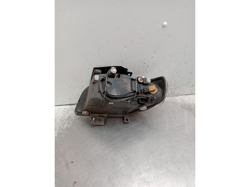 Recambio de faro derecho para seat ibiza ii (6k1) 1.4 i referencia OEM IAM 087585 67743749 