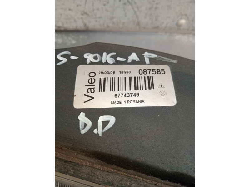 Recambio de faro derecho para seat ibiza ii (6k1) 1.4 i referencia OEM IAM 087585 67743749 