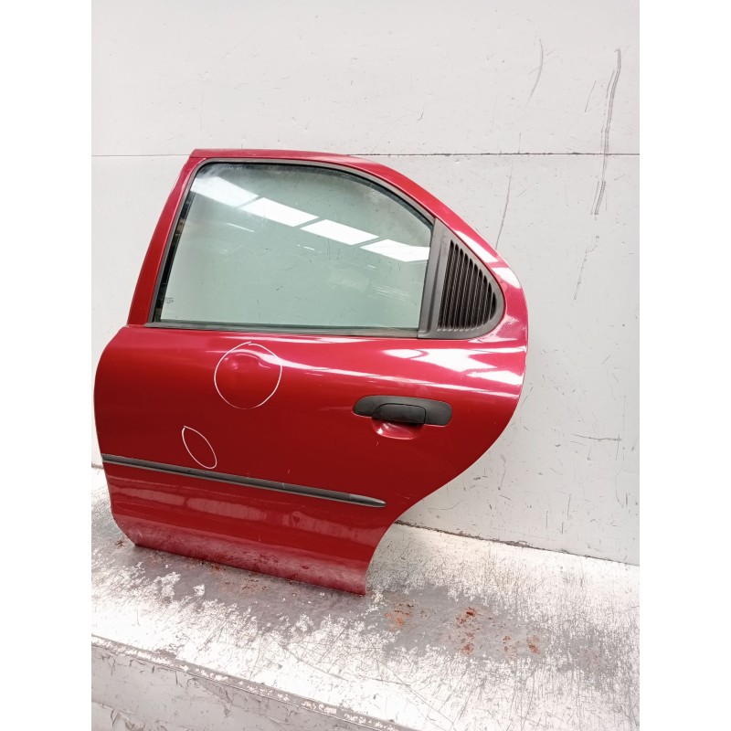 Recambio de puerta trasera izquierda para ford mondeo i (gbp) 1.8 td referencia OEM IAM  5P 