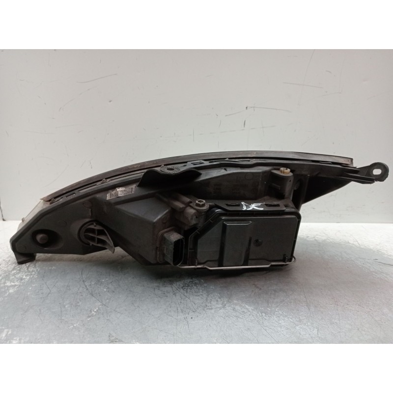 Recambio de faro derecho para ford focus i turnier (dnw) 1.8 turbo di / tddi referencia OEM IAM 2M5113W029  