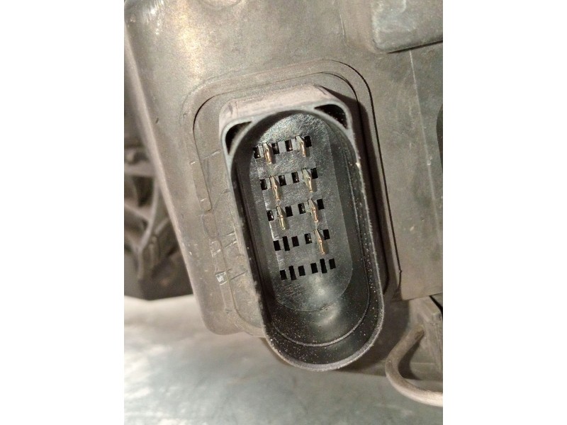 Recambio de faro derecho para ford focus i turnier (dnw) 1.8 turbo di / tddi referencia OEM IAM 2M5113W029  