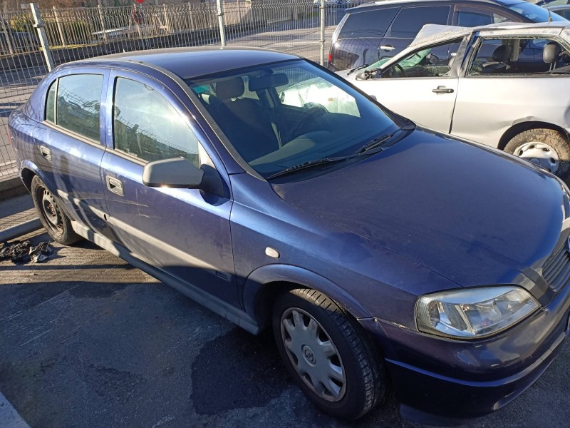 opel astra g berlina del año 1998