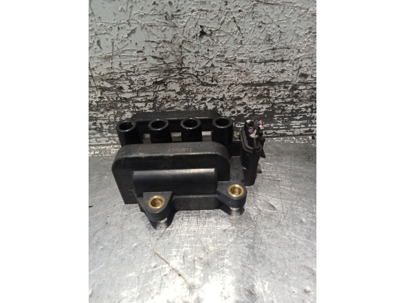 Recambio de bobina encendido para renault clio iii exception referencia OEM IAM 8200702693  