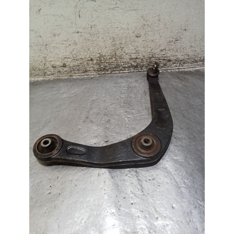 Recambio de brazo suspension inferior delantero izquierdo para peugeot 206 hatchback (2a/c) 1.9 d referencia OEM IAM   