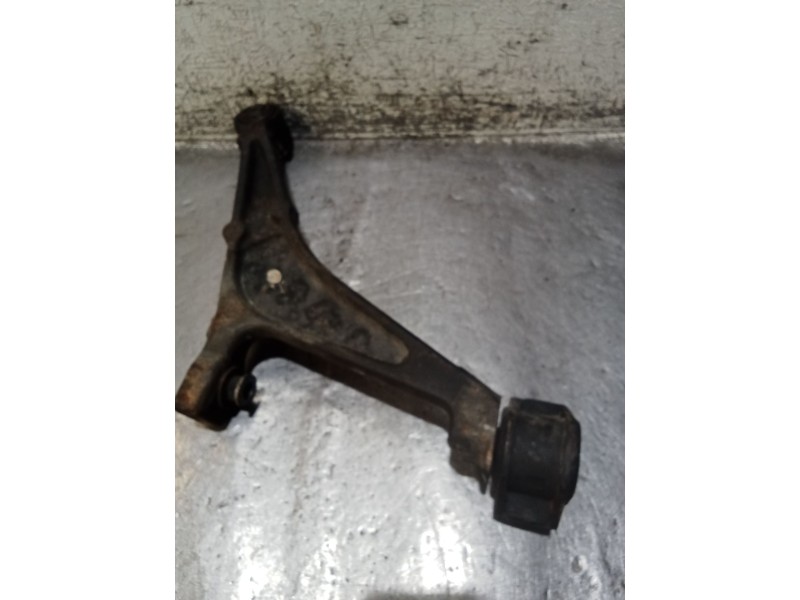Recambio de brazo suspension inferior delantero izquierdo para peugeot 106 i (1a, 1c) 1.4 d referencia OEM IAM   