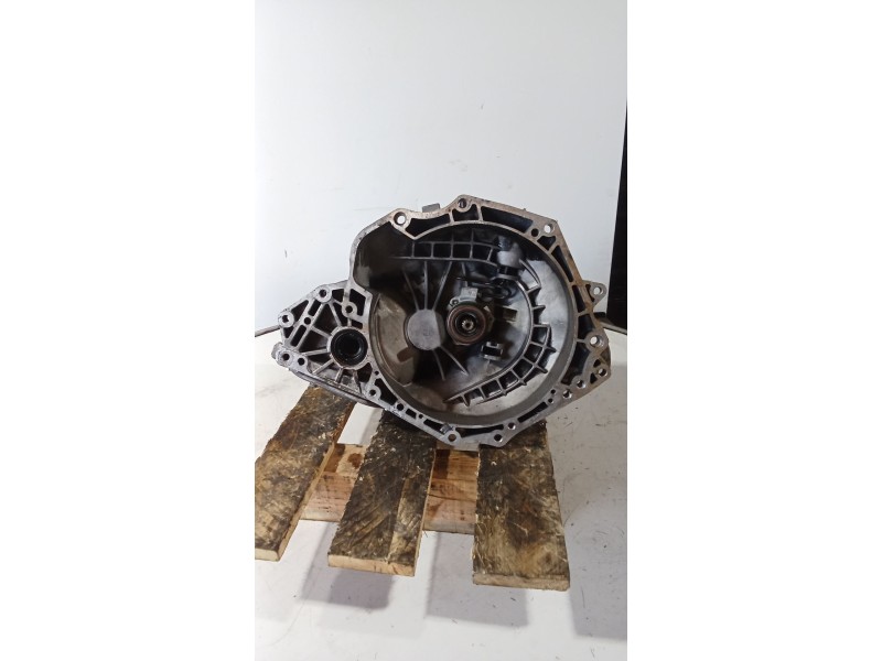 Recambio de caja cambios para opel vectra b (j96) 1.6 i 16v (f19) referencia OEM IAM F17W419 5v A13612