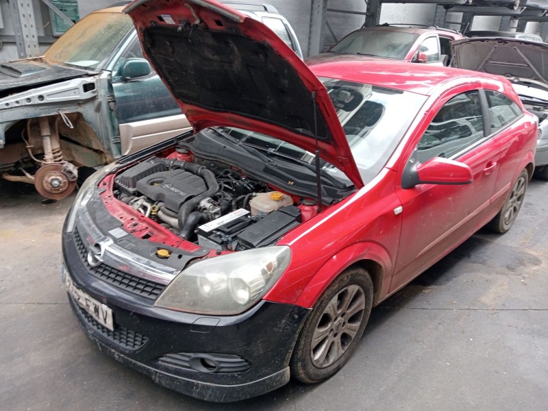 opel astra h gtc (a04) del año 2007
