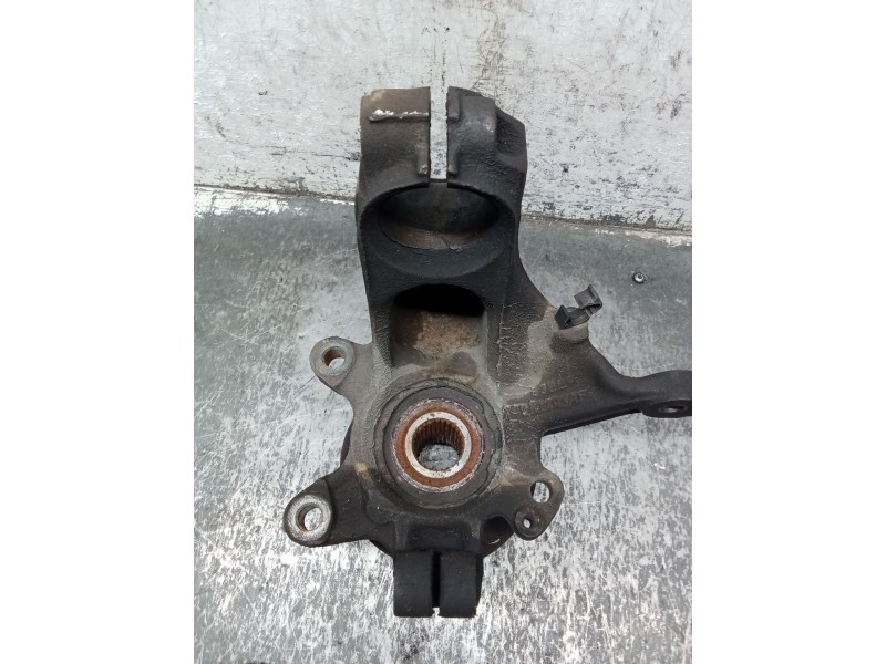 Recambio de mangueta delantera derecha para ford mondeo i (gbp) 1.8 td referencia OEM IAM   
