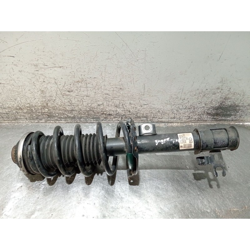 Recambio de amortiguador delantero derecho para opel astra h gtc (a04) 1.7 cdti (l08) referencia OEM IAM 22214600 24466541 36813