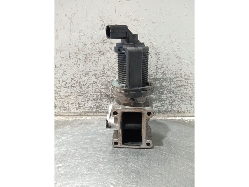 Recambio de valvula egr para fiat bravo ii (198_) 1.9 d multijet (198axc1b) referencia OEM IAM 55215031 700063100 