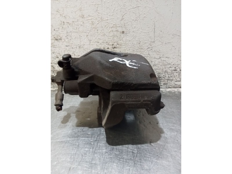 Recambio de pinza freno delantera derecha para opel vectra b (j96) 1.6 i 16v (f19) referencia OEM IAM   