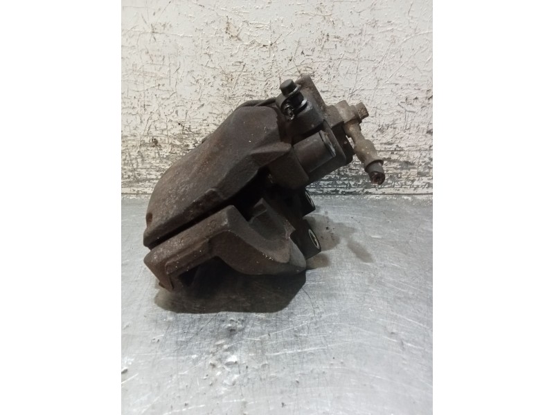 Recambio de pinza freno delantera izquierda para opel vectra b (j96) 1.6 i 16v (f19) referencia OEM IAM   