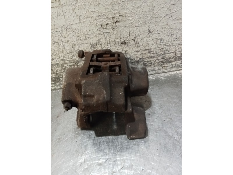 Recambio de pinza freno trasera derecha para opel vectra b (j96) 1.6 i 16v (f19) referencia OEM IAM   