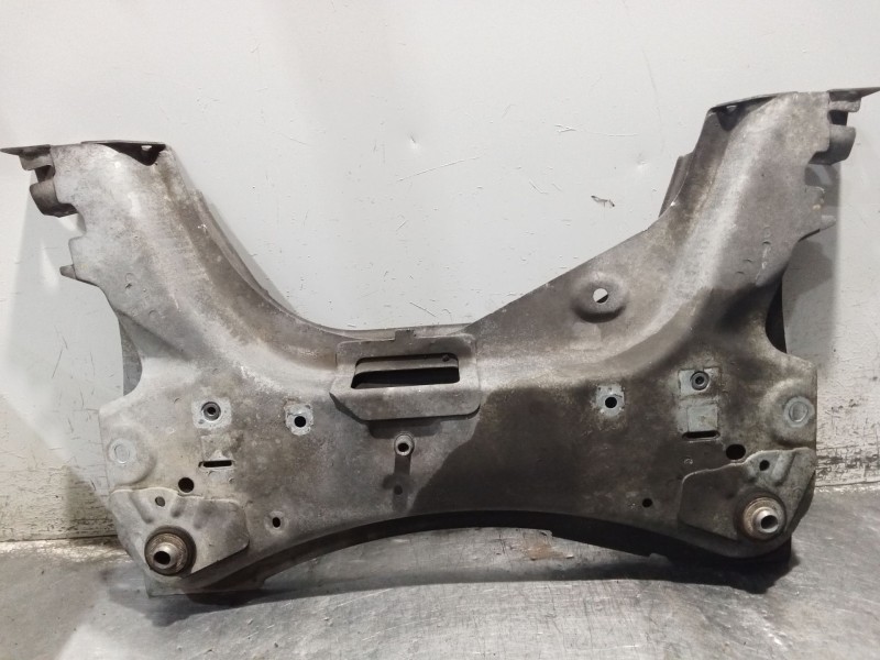 Recambio de puente delantero para renault clio iii exception referencia OEM IAM   CUNA