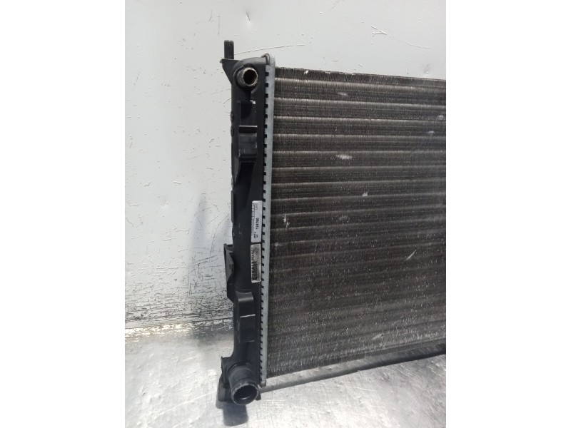 Recambio de radiador agua para renault clio iii exception referencia OEM IAM 124790 8200523416 