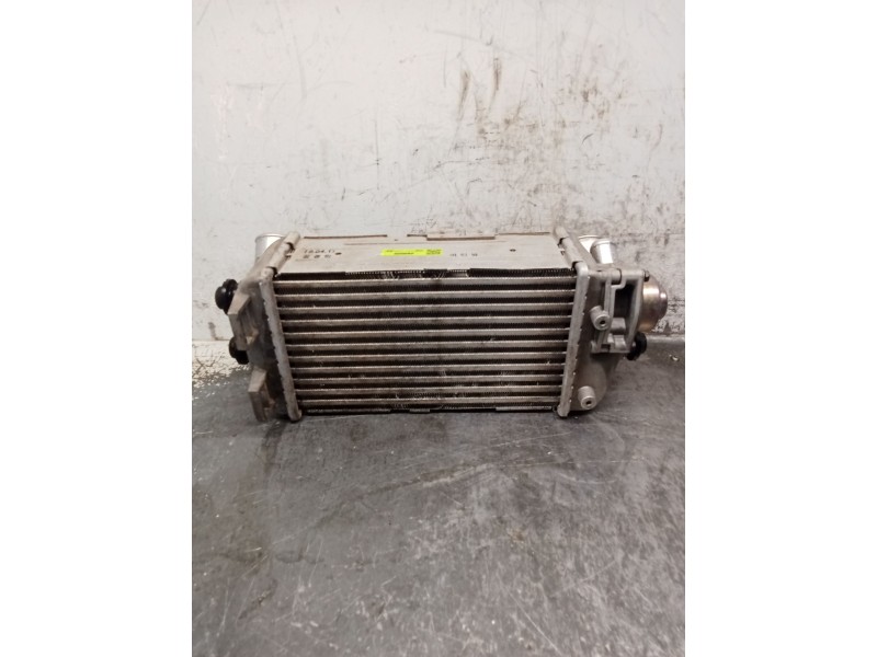 Recambio de intercooler para kia stonic (yb) 1.0 t-gdi referencia OEM IAM 2827004610  