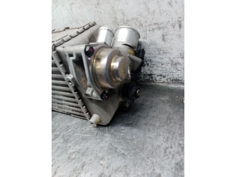 Recambio de intercooler para kia stonic (yb) 1.0 t-gdi referencia OEM IAM 2827004610  