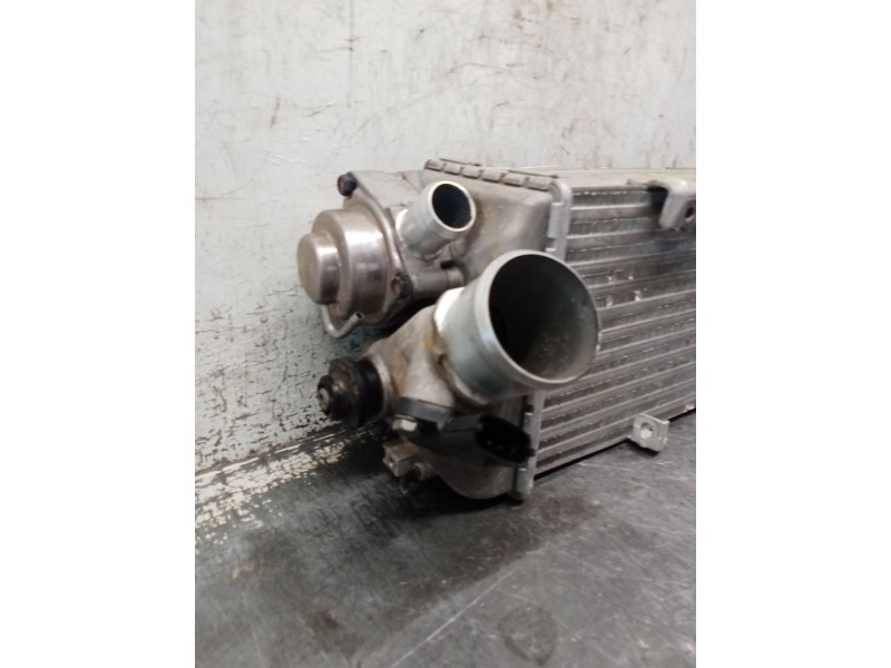 Recambio de intercooler para kia stonic (yb) 1.0 t-gdi referencia OEM IAM 2827004610  