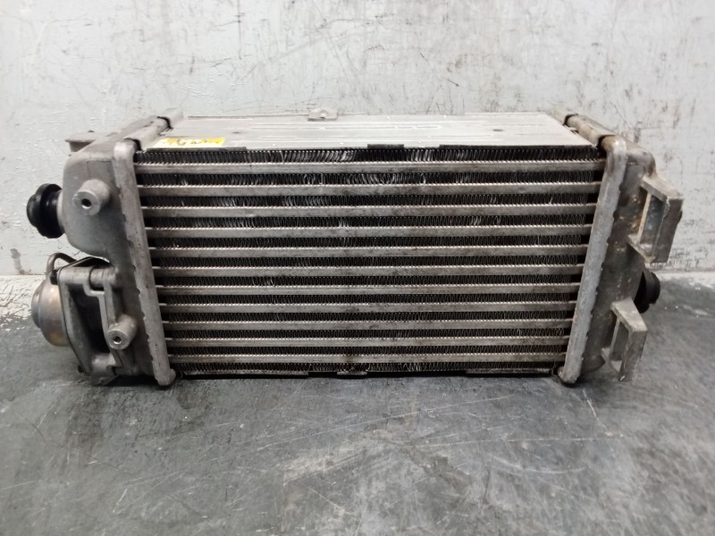 Recambio de intercooler para kia stonic (yb) 1.0 t-gdi referencia OEM IAM 2827004610  