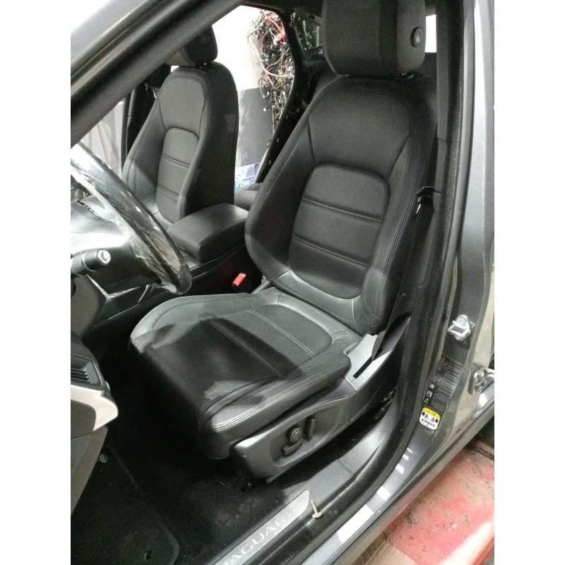 Recambio de juego asientos completo para jaguar e-pace (x540) 2.0 d180 awd referencia OEM IAM  CON TAPIZADOS DE PUERTAS ELECTRIC