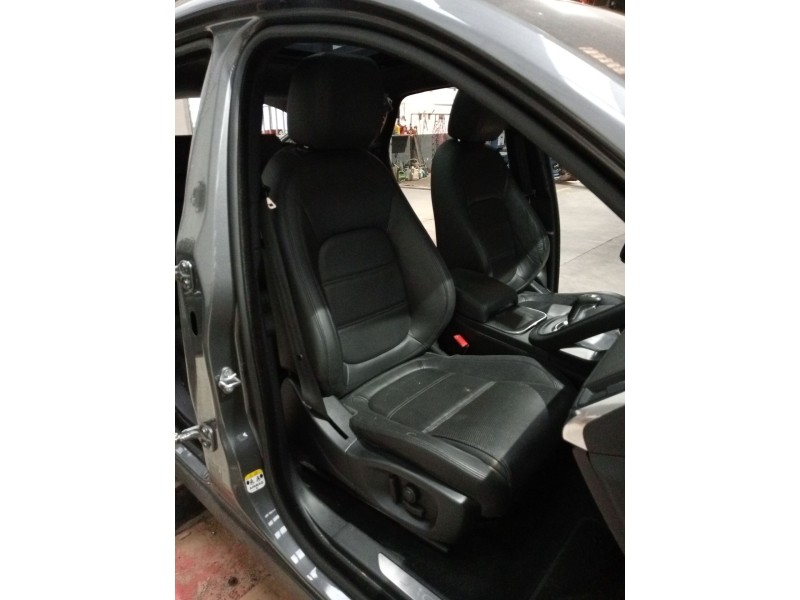 Recambio de juego asientos completo para jaguar e-pace (x540) 2.0 d180 awd referencia OEM IAM  CON TAPIZADOS DE PUERTAS ELECTRIC